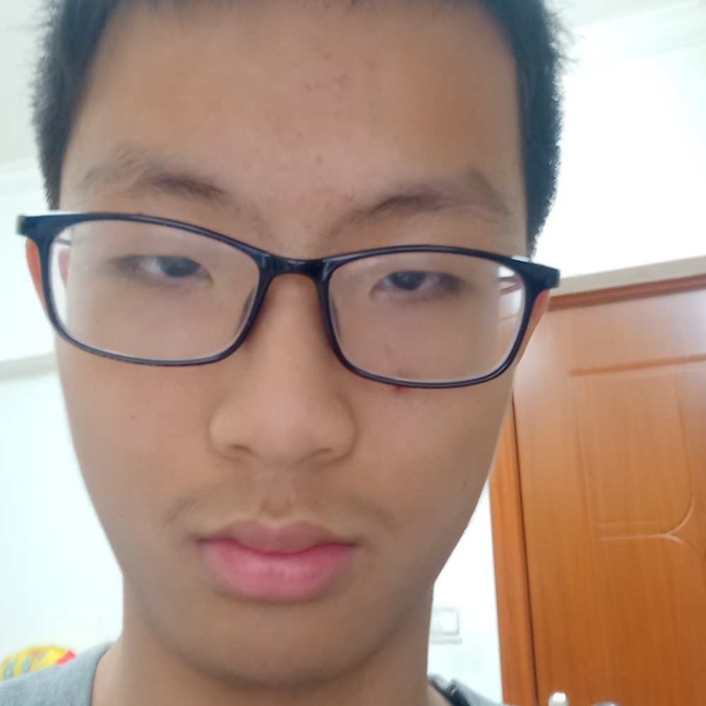 莫曜玮的照片