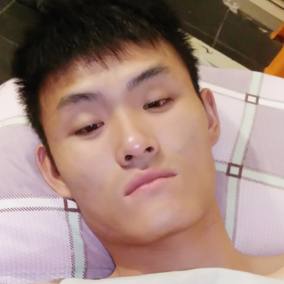 芒果泪了落拓的照片