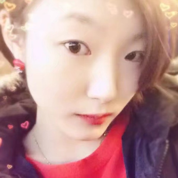 自然等待戒指的照片