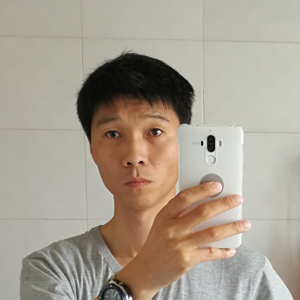 羞涩棒球的照片