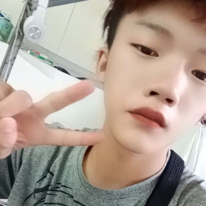卢绍宣的照片