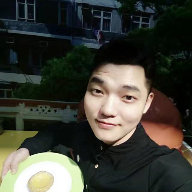 叶韦挺的照片