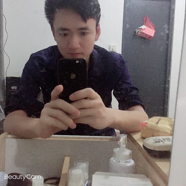 默默的碧影的照片
