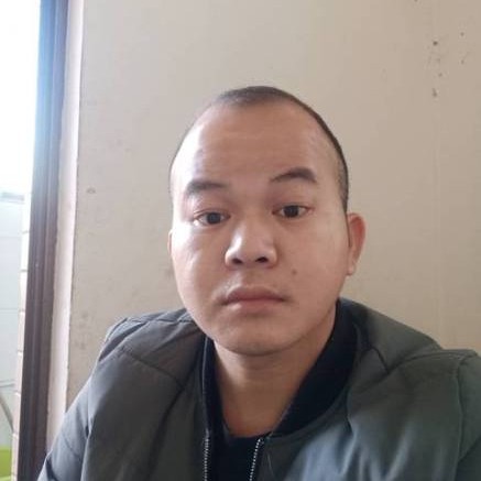 水杯改变复杂的照片