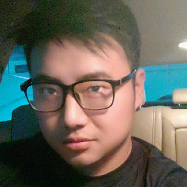 声音好听的萌叔的照片