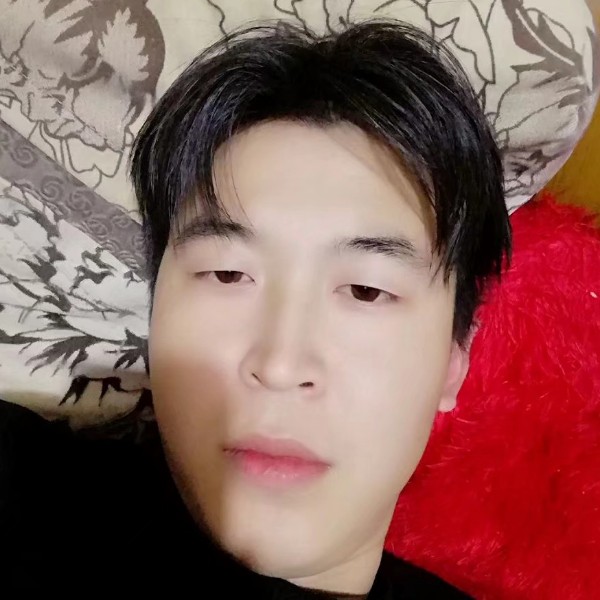 浅笑的照片
