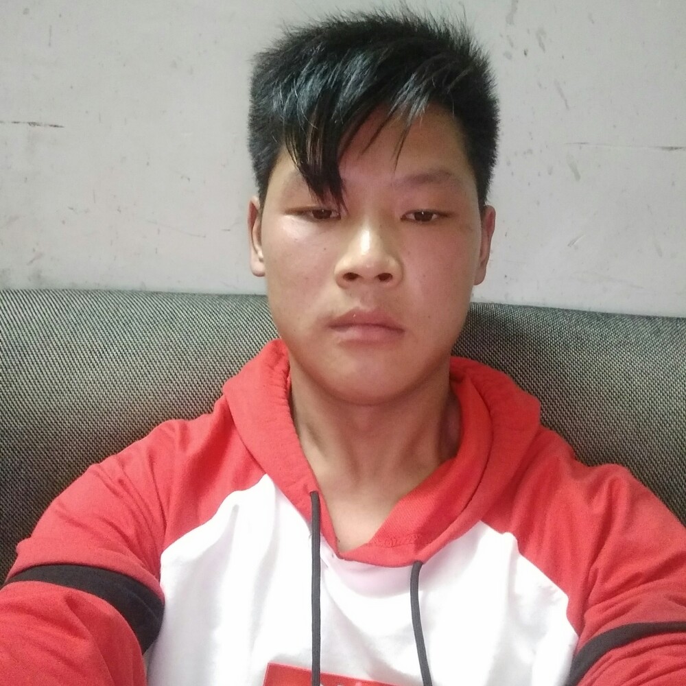 帽子深拥忧伤的照片