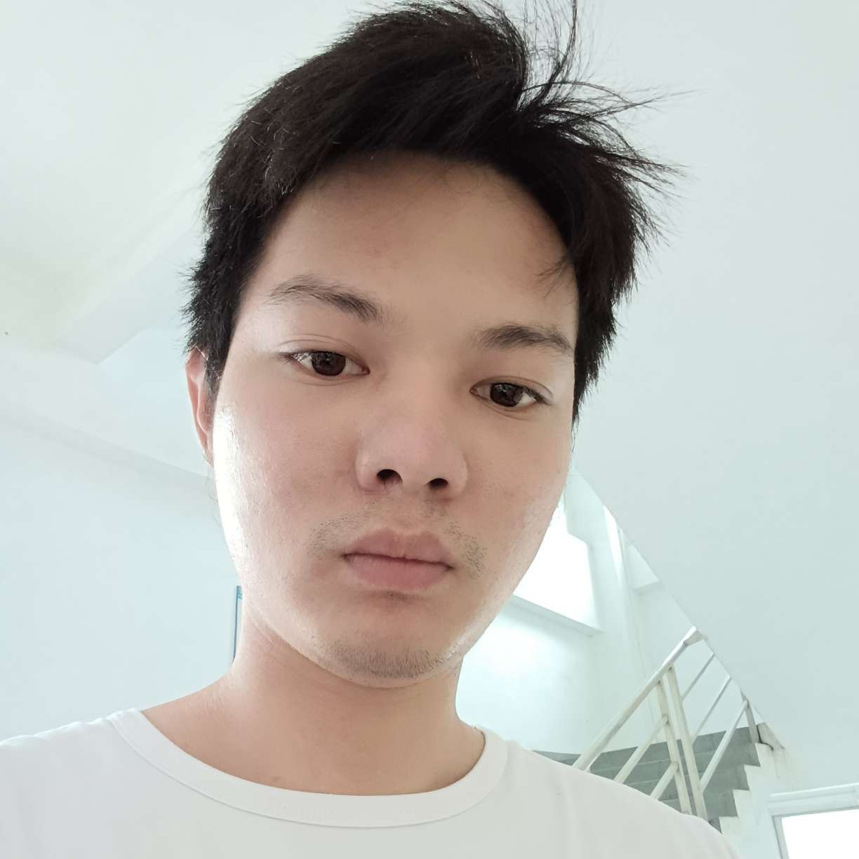 鸡翅請跳跃的照片