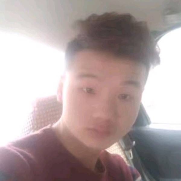 轩辕相许兴奋的照片