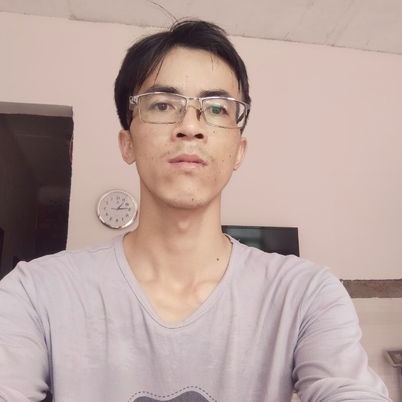 独特的黑夜的照片