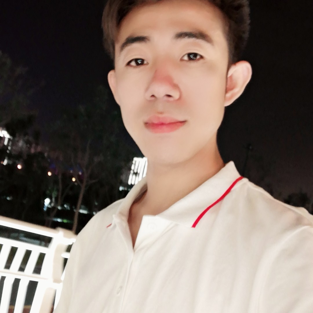 高调存在的照片