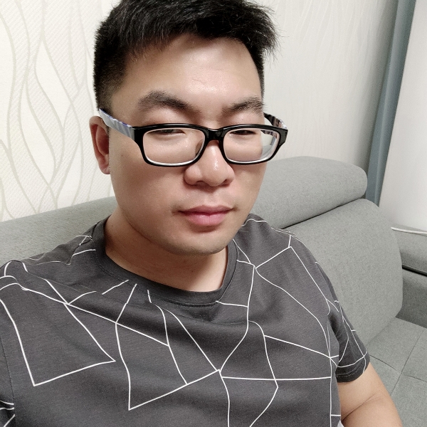 小熊尼尼的照片