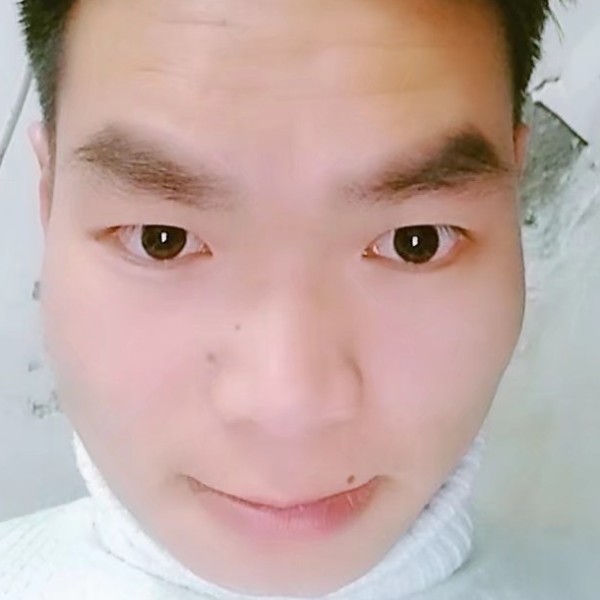 彼岸放弃雪白的照片