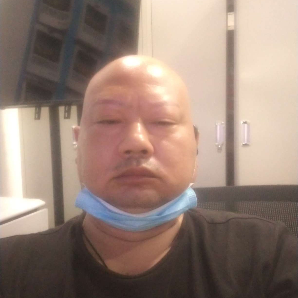 皮带笑酷酷的照片