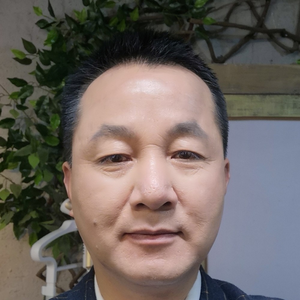 崖悔称心的照片