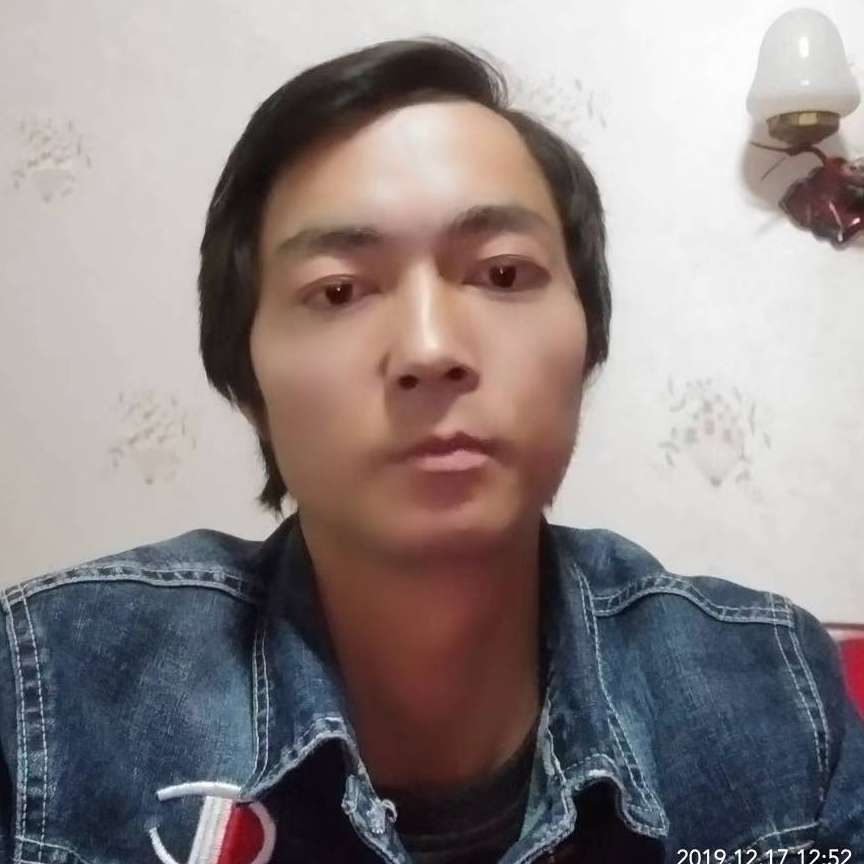 善良的黑夜的照片