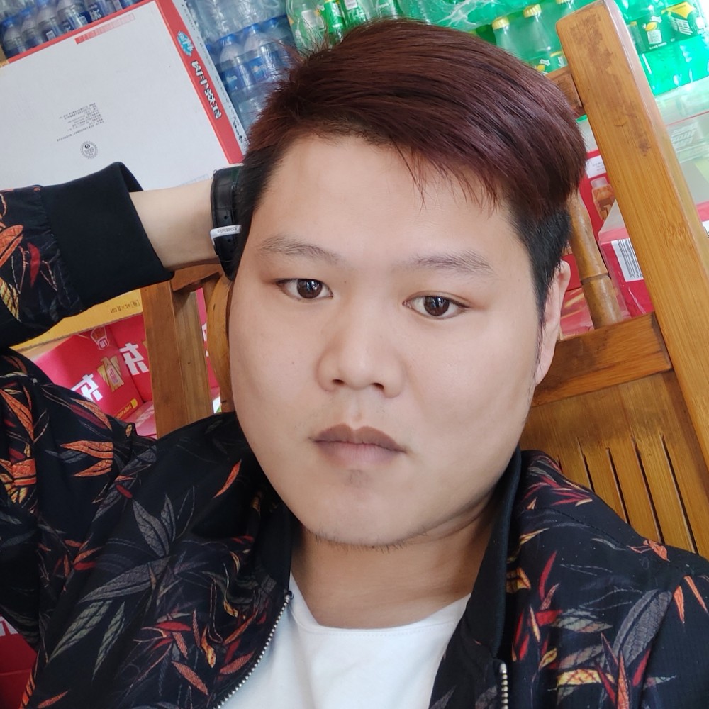 单薄的草莓的照片