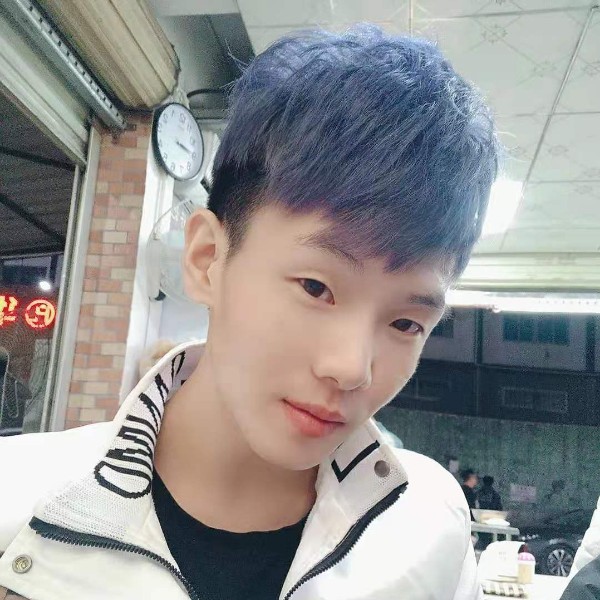 背后说魔镜的照片