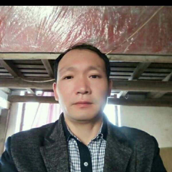 大意唇彩的照片