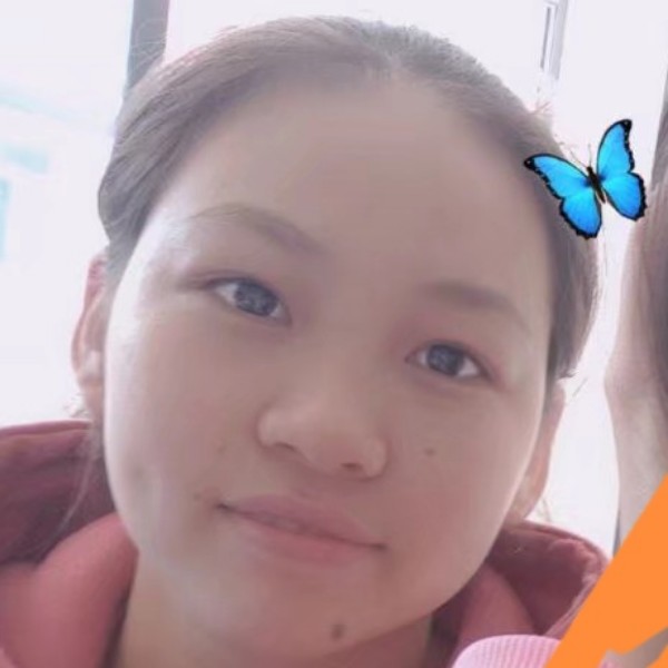 清爽倾心帽子的照片