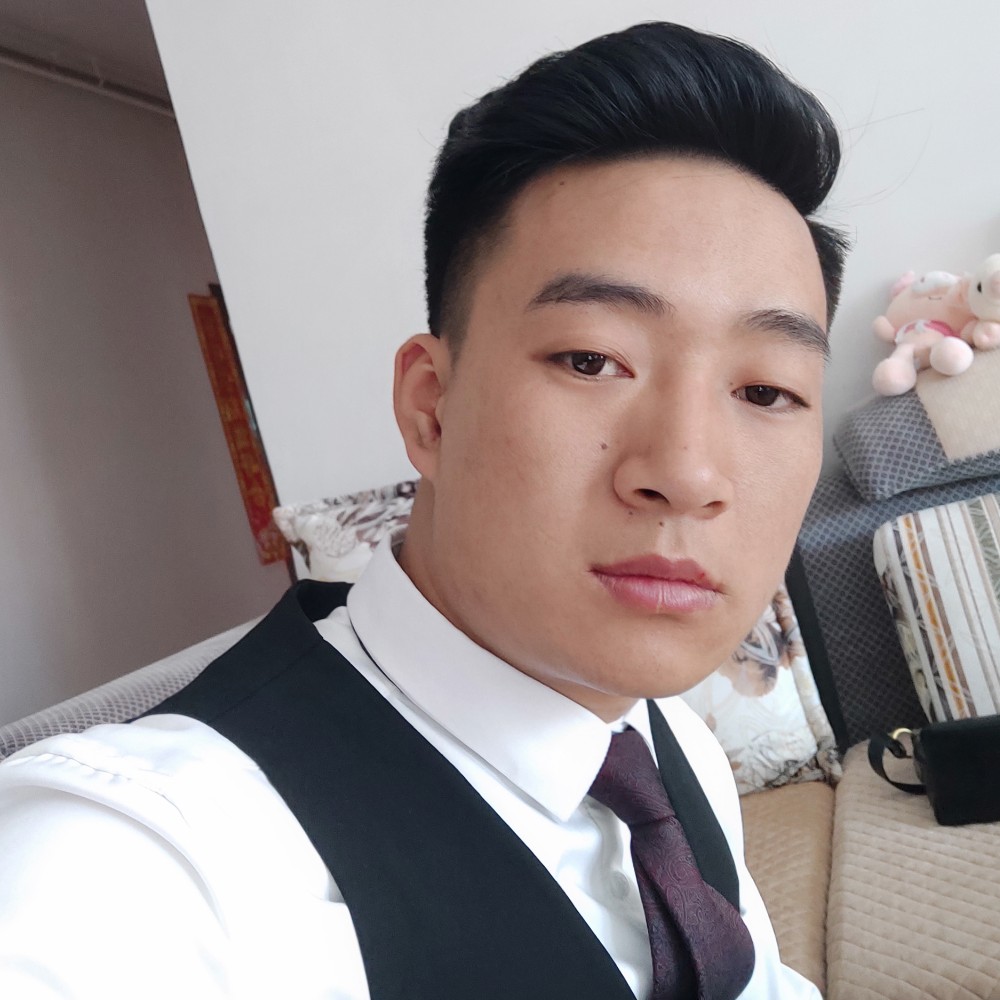 小懒猪吃醋贪玩的照片