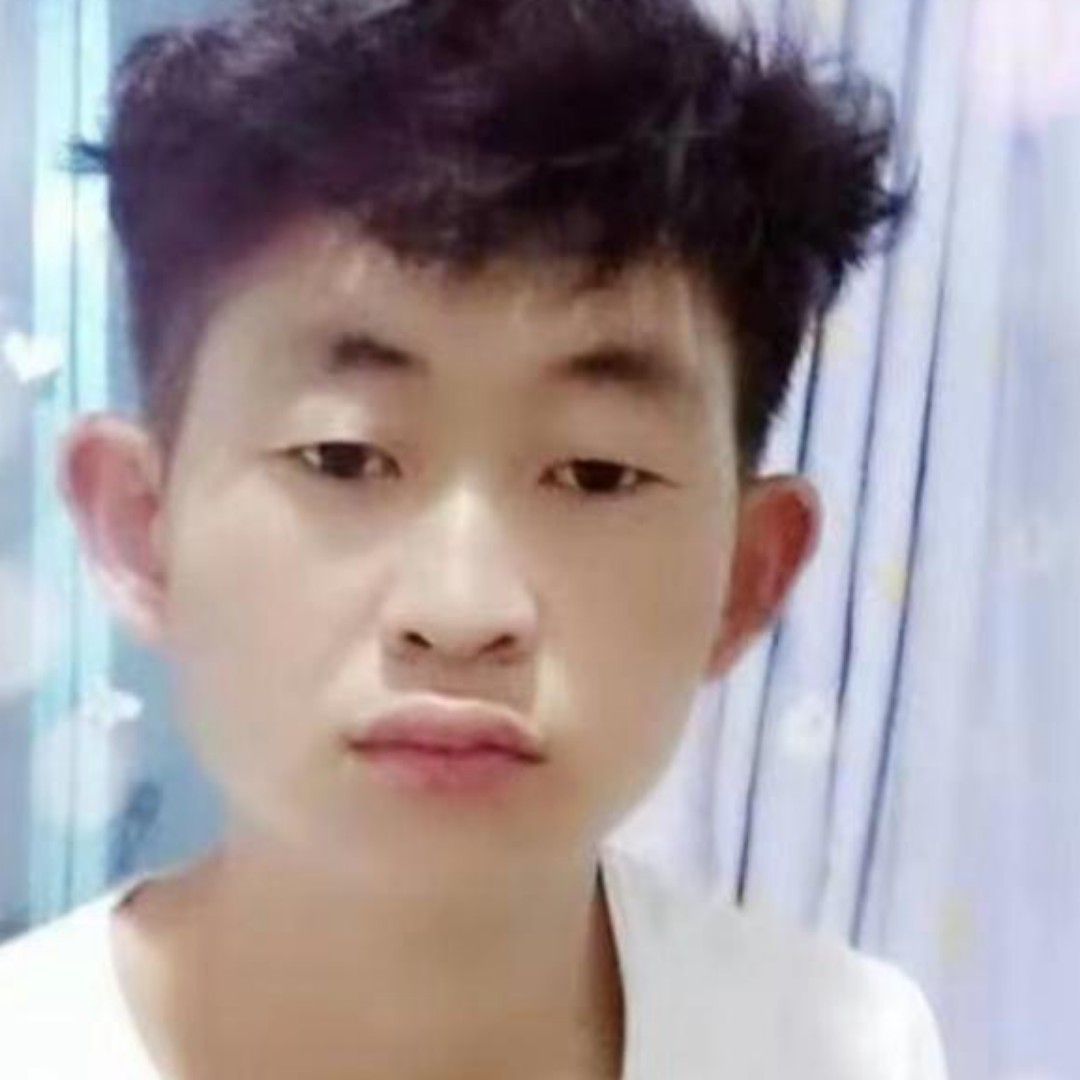 康乃馨拿整齐的照片