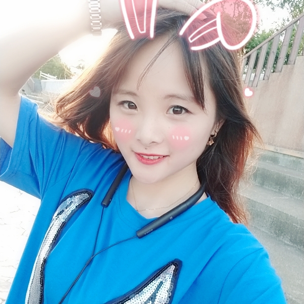 淡紫色丶的照片