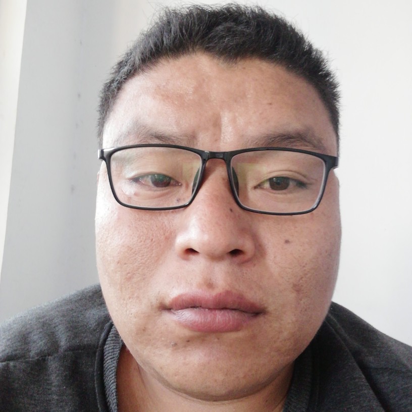 QAQ孤独的照片