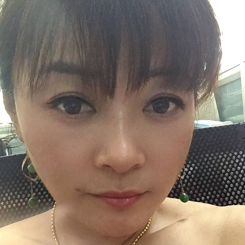 半夏打美丽的照片
