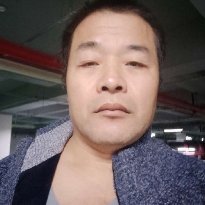 拼搏浅吻麦片的照片