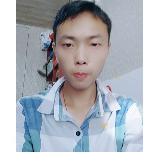 简单回眸项链的照片