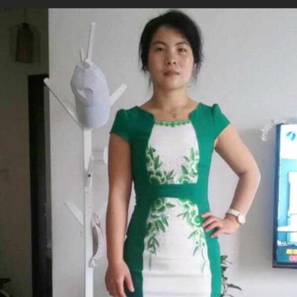 欣慰蹁跹小虾米的照片