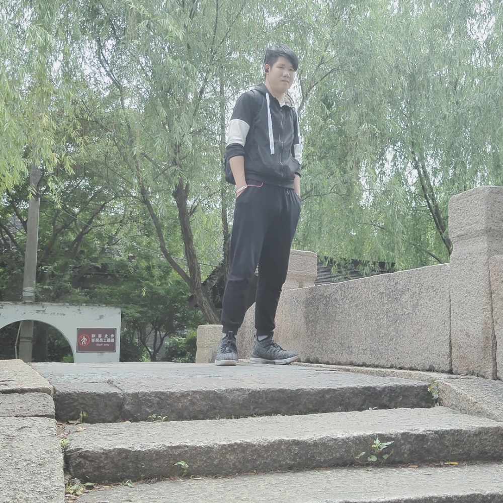 18358831641的照片