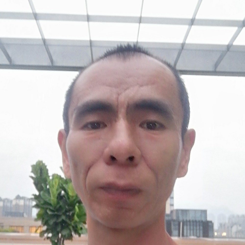 泪雨爱恋彪壮的照片
