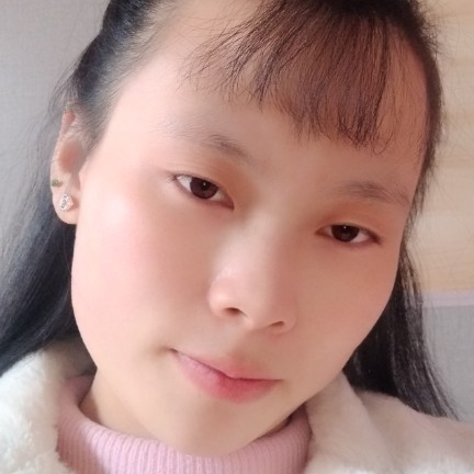 大碗踢直率的照片