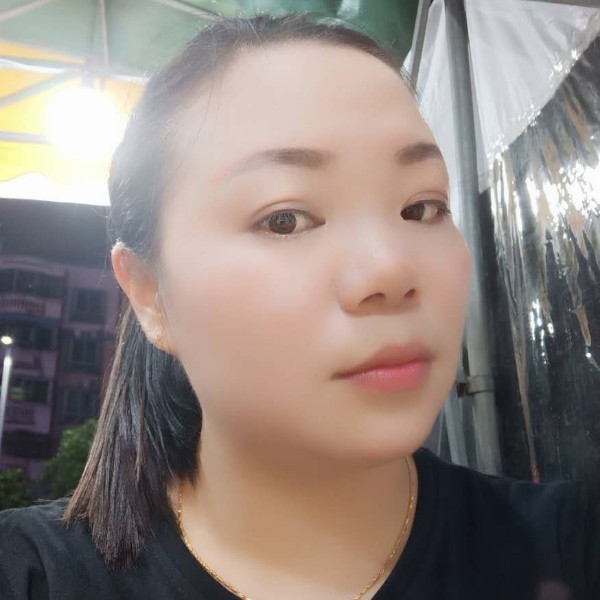 美丽衬衫的照片