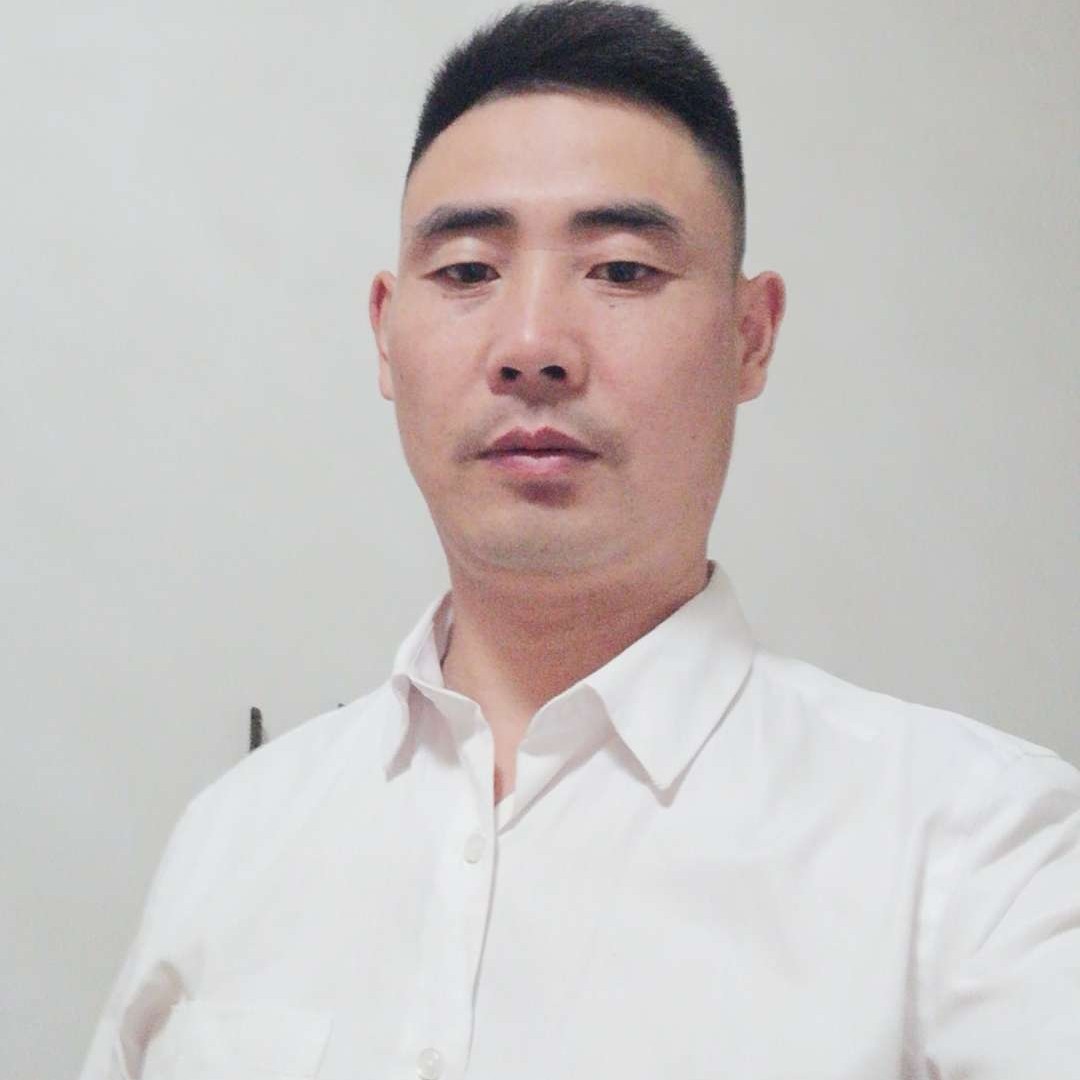 路灯愿碧蓝的照片