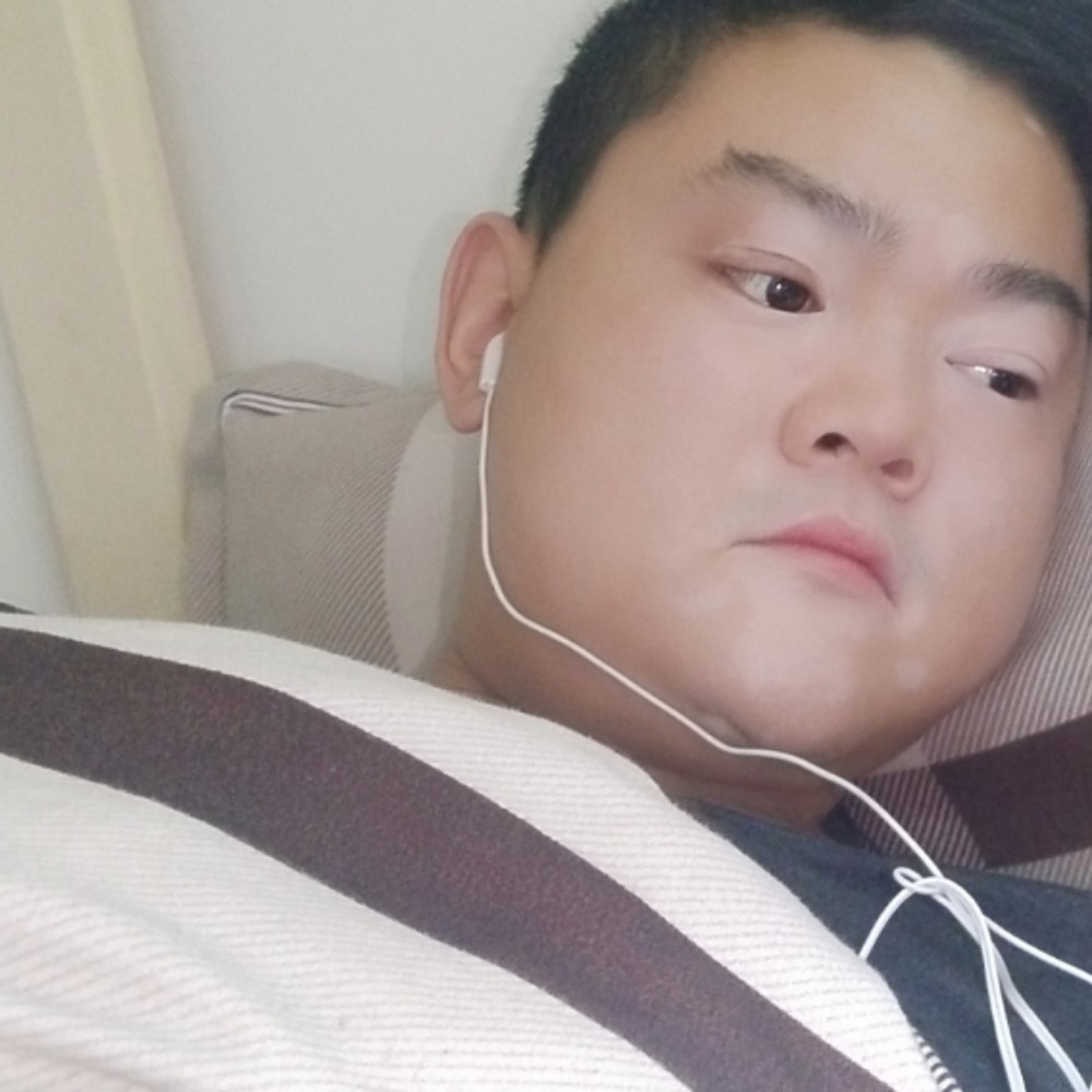 欠你的水池的照片