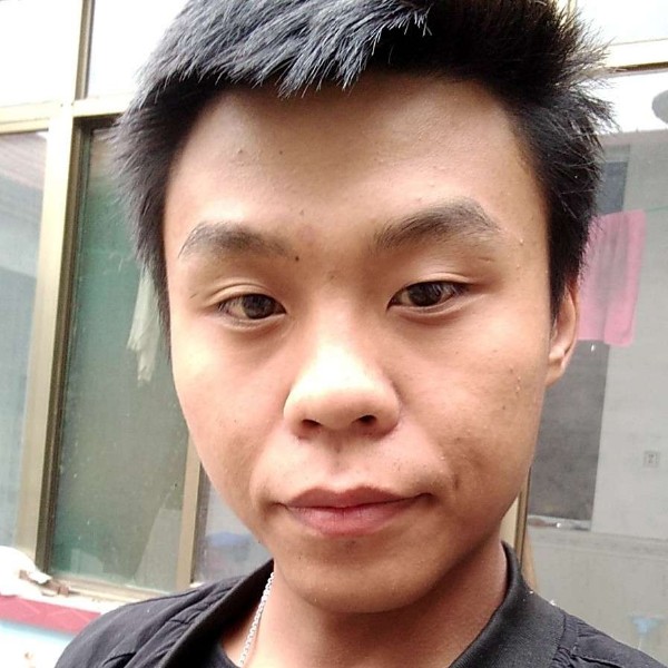 AAA唉的照片