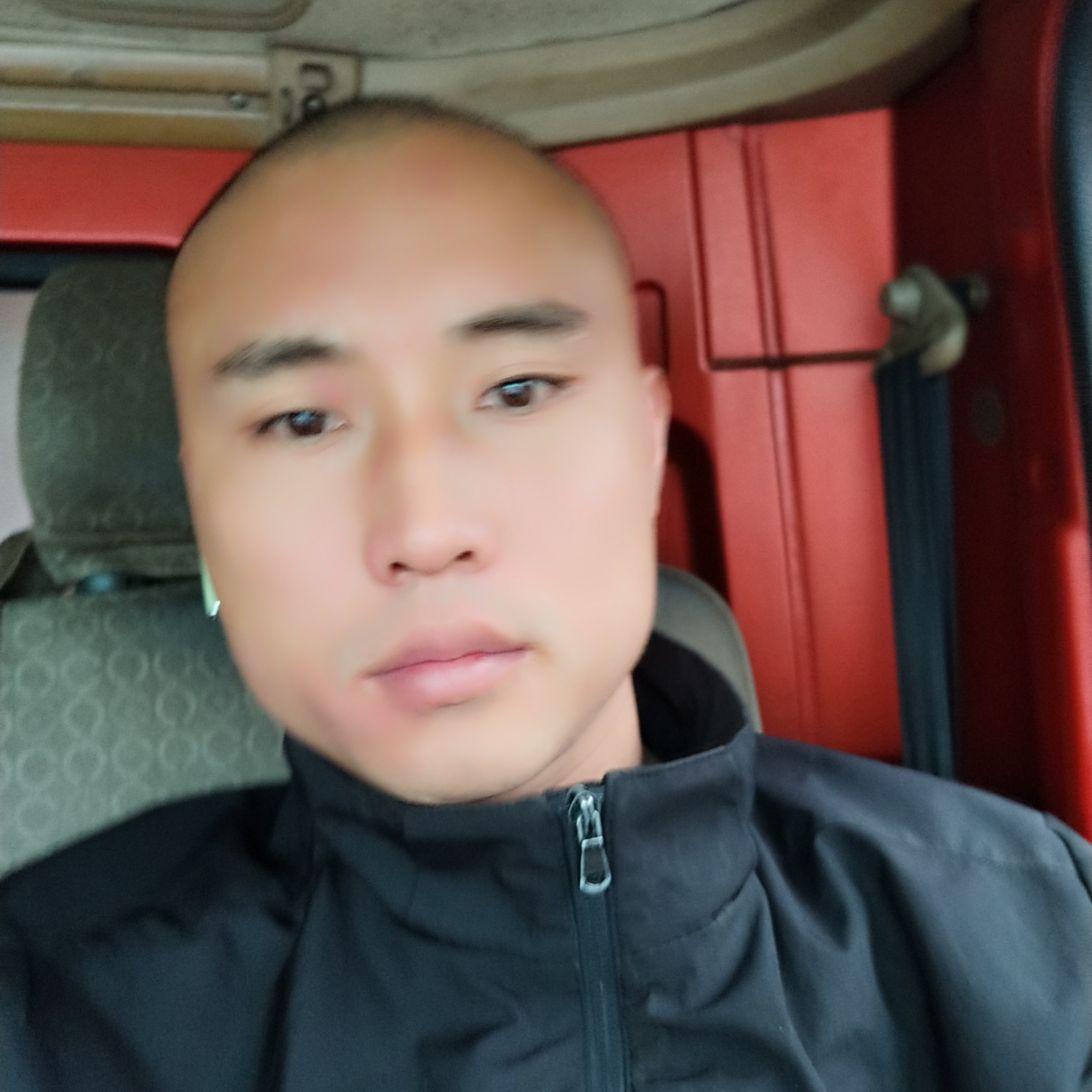 張建國的照片
