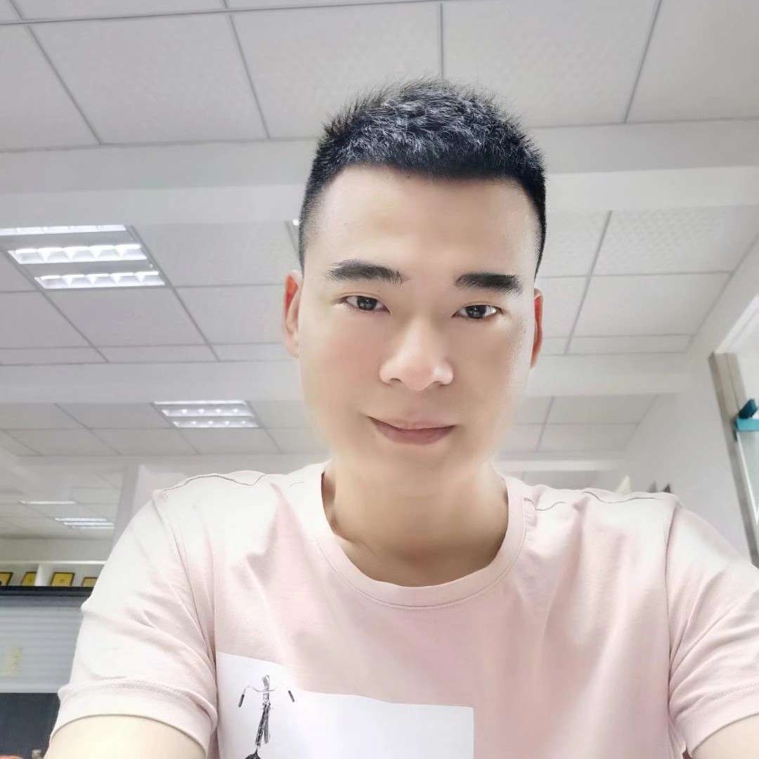 何人伴我度余生的照片