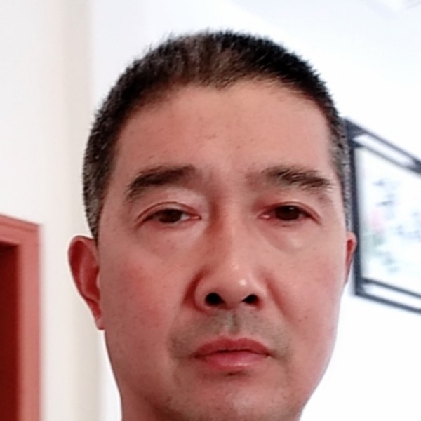 唇彩辛勤的照片