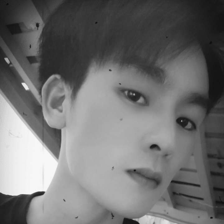 皮带放弃冷傲的照片