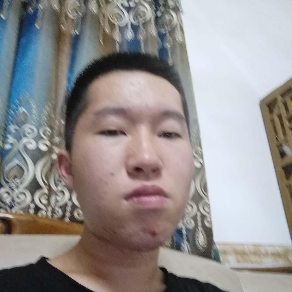 梓君先生的照片
