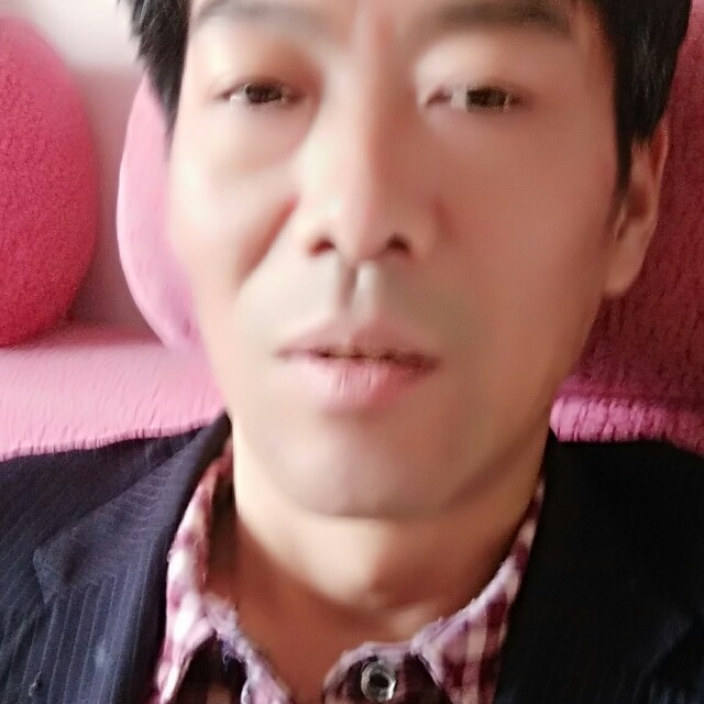 裙子保卫闪闪的照片