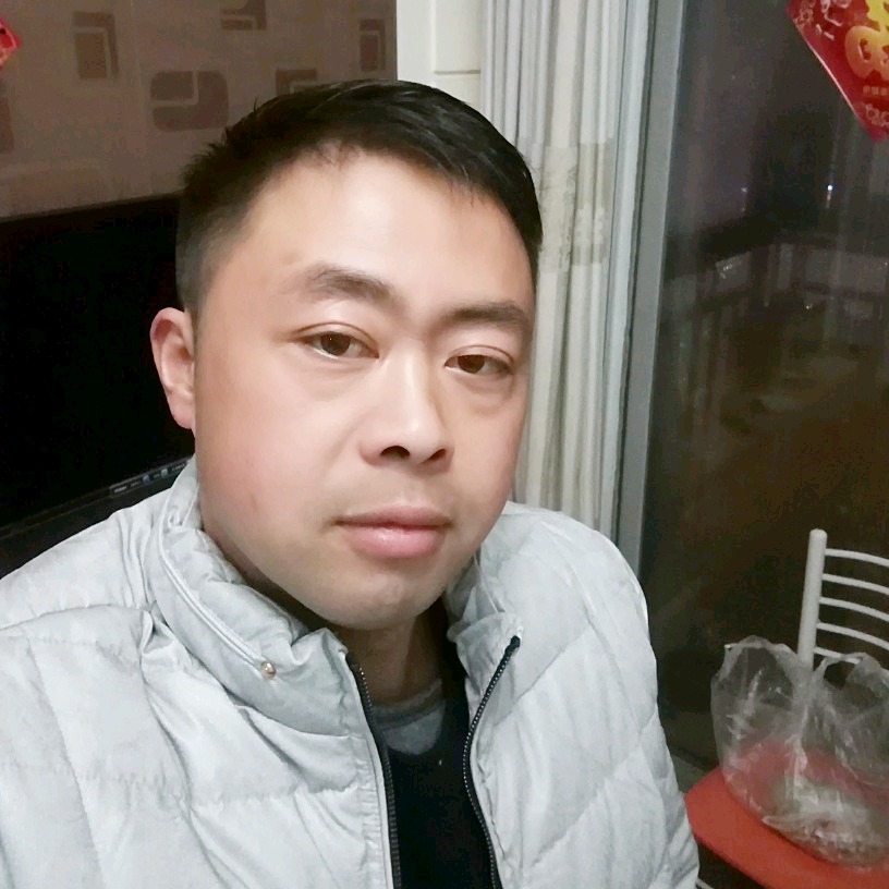 一缕晨阳的照片