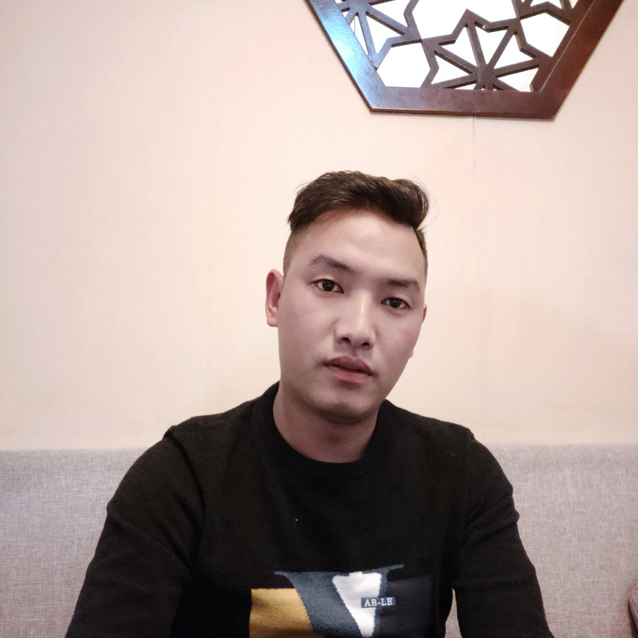 心岛苦恋爱撒娇的照片
