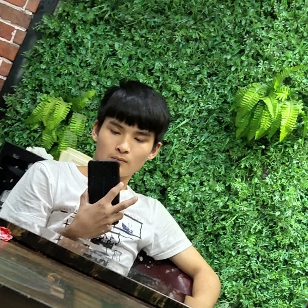 凡尘陌颜的照片