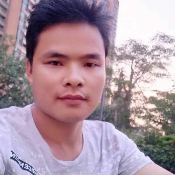 一个人拾忆黑夜的照片