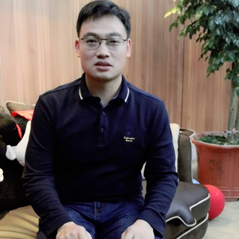 同亮的照片